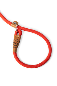 Dog slip leash in 12mm red rope with leather features