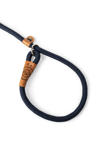 Rope slip leash for dogs in navy blue with leather features