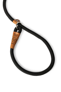 Dog slip leash in 8mm black rope with leather features
