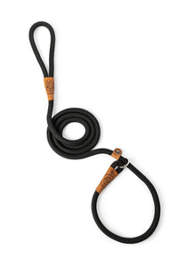 Dog slip leash in black rope with leather features