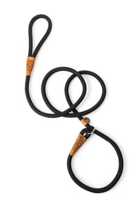 Dog slip leash in black rope with leather features