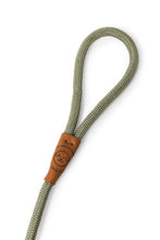 Load image into Gallery viewer, Dog slip leash in 12mm gum leaf green rope with leather features
