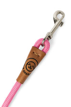 Load image into Gallery viewer, Dog leash in 8mm pink rope with metal clip and leather features
