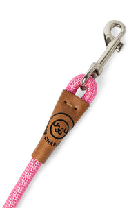 Dog leash in 8mm pink rope with metal clip and leather features