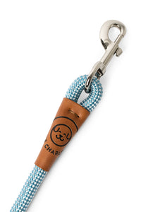 Dog leash in light blue rope with metal clip and leather features