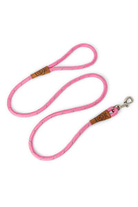 Rope dog leash in pink with metal clip and leather features