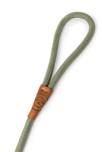 Load image into Gallery viewer, Dog leash in 12mm gum leaf green rope with metal clip and leather features
